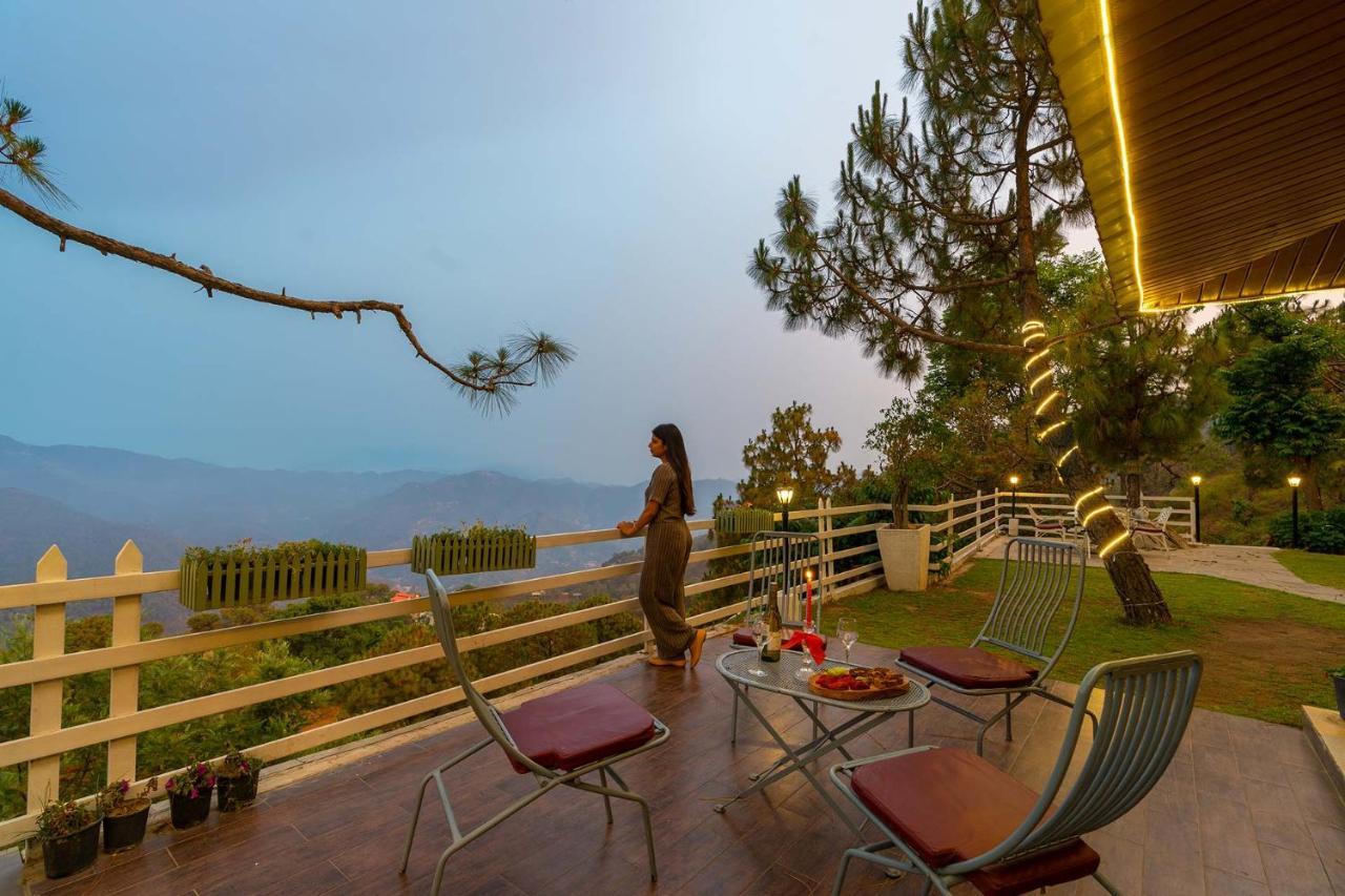 Stayvista At Bellevue With Outdoor Jacuzzi Kasauli Εξωτερικό φωτογραφία