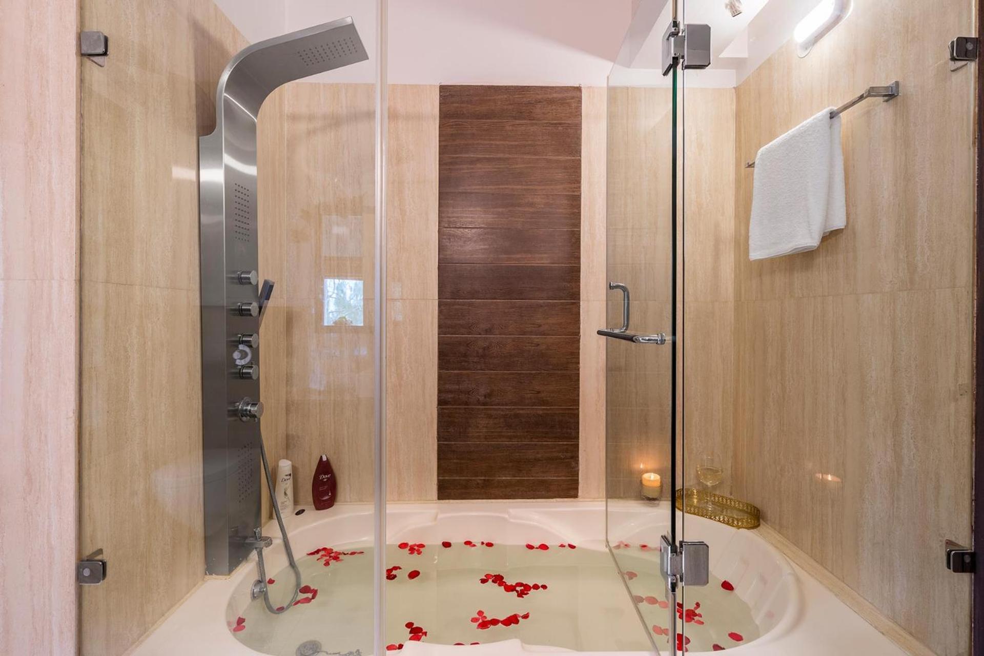 Stayvista At Bellevue With Outdoor Jacuzzi Kasauli Εξωτερικό φωτογραφία